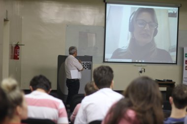 Fundadores de startup italiana participam de conferência no Grupo ESALQ-LOG