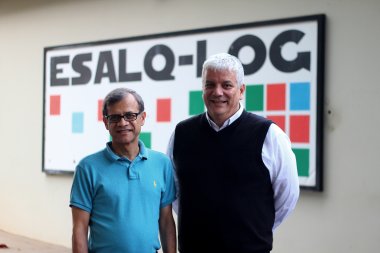 Professor de Illinois visita sede do Grupo ESALQ-LOG